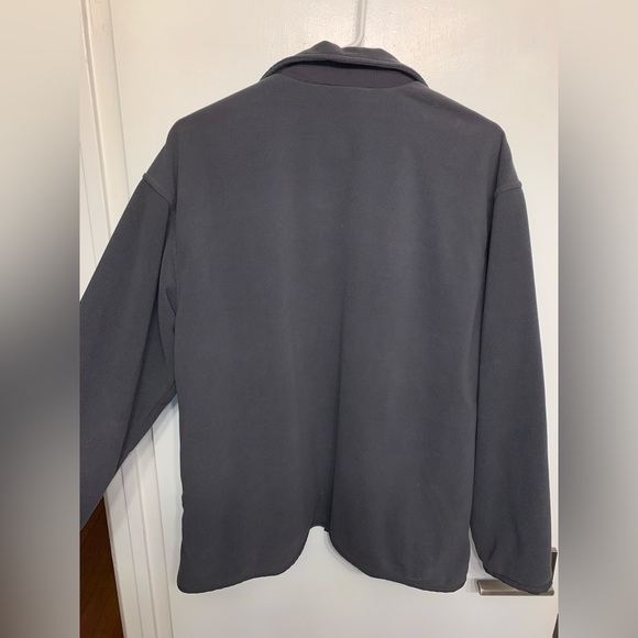 Garage size M soft Grey Shacket - Picture 2 of 2